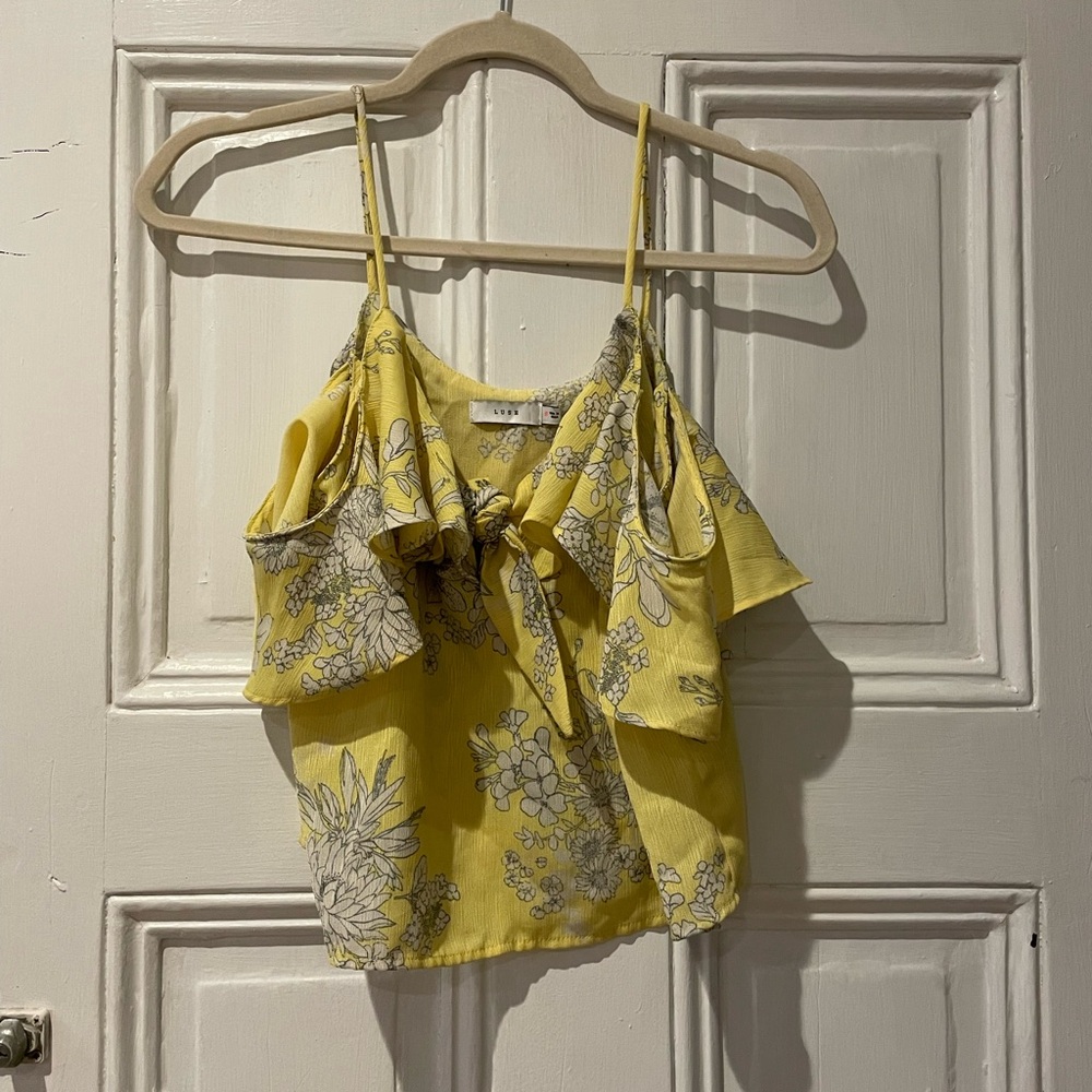Floral Yellow Ruffle Top - Picture 2 of 6